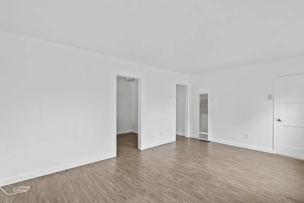 Building Photo - 2285 Earl Ave #7