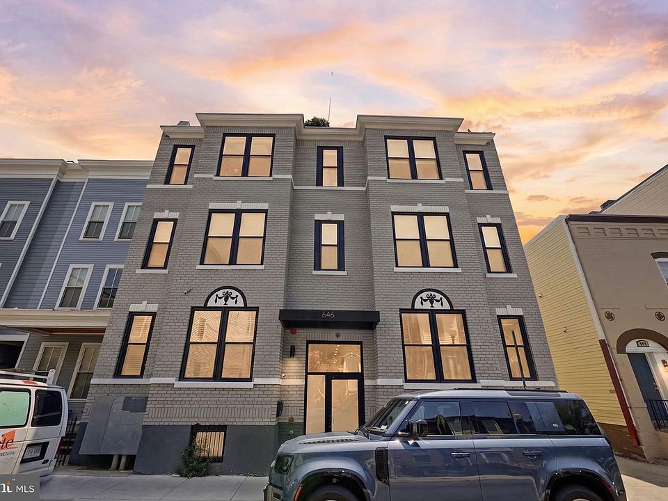1st image of 646 Newton Pl NW #203