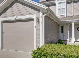 5712 NW Moonlight Meadow Ct #41-B, Lees Summit, MO 64064