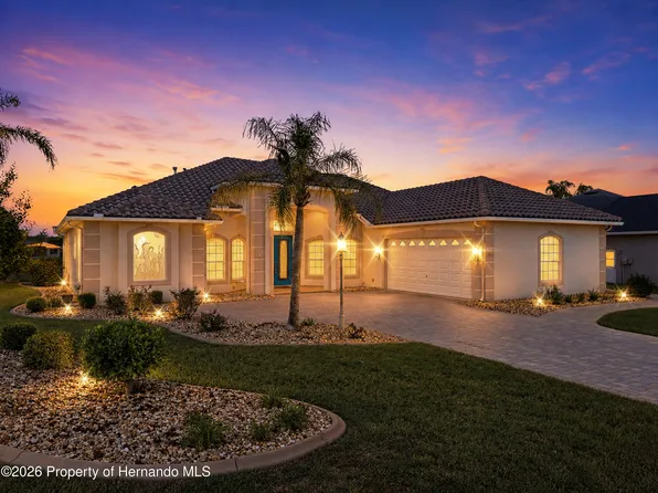 9271 Westshore Dr, Weeki Wachee, FL 34613