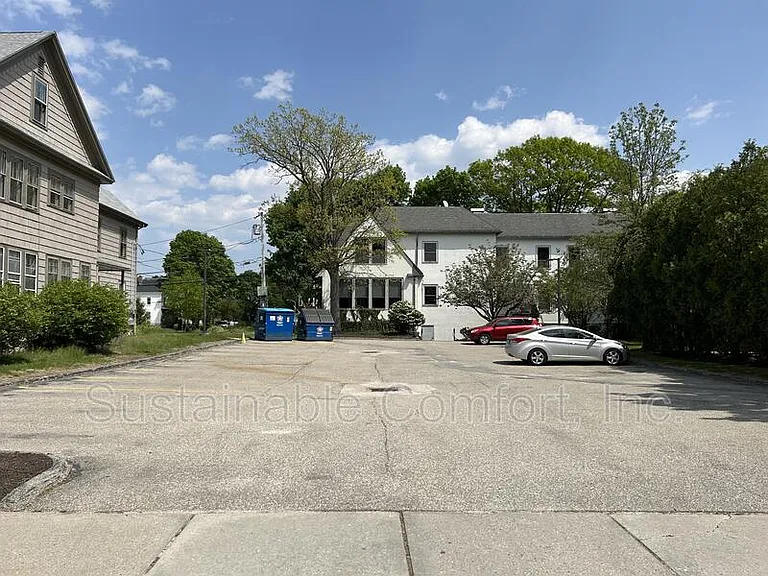 16 Roxbury St #1 — Photo 12