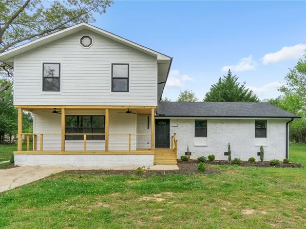 9 James St, Pelzer, SC 29669