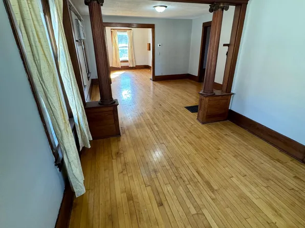 5115 Walker Ave, Lincoln, NE 68504