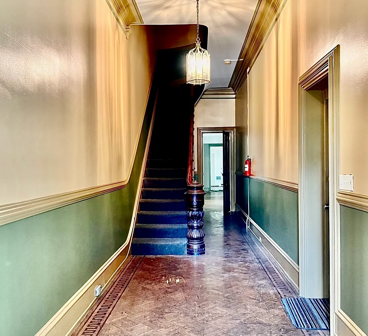1 bed, 900 sqft, $1,200 — Photo 3
