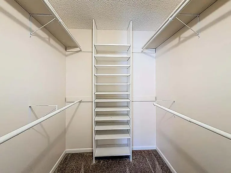 274 NE Glentry Ave — Photo 22