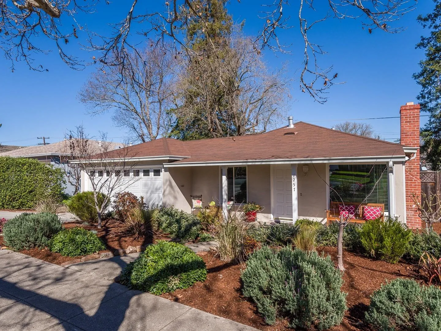 1257 Fernside St photo 1