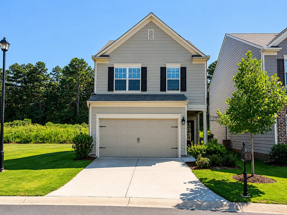 196 Highland Pointe Cir E