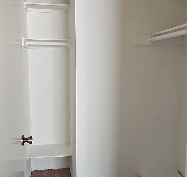 Villa Monaco Apartments — Photo 20