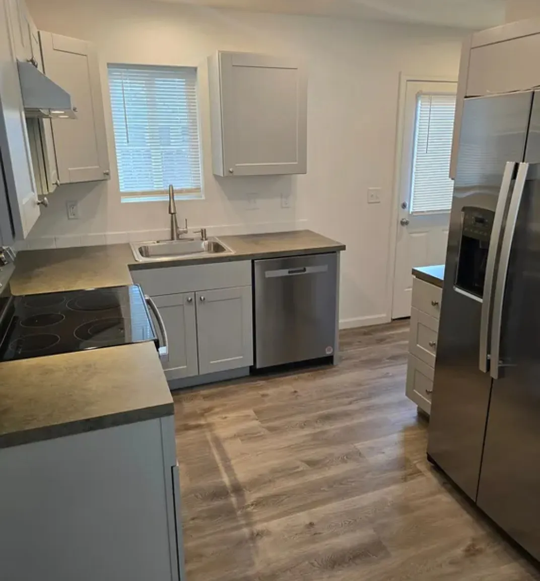 2 bed, 1.5 bath, 850 sqft, $1,495 — Photo 3