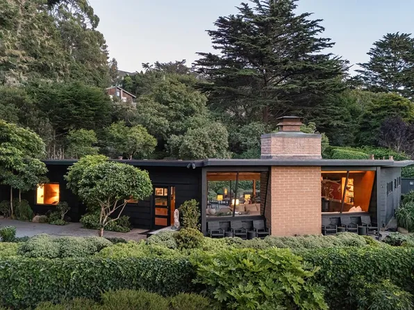 158 Spindrift Rd, Carmel, CA 93923