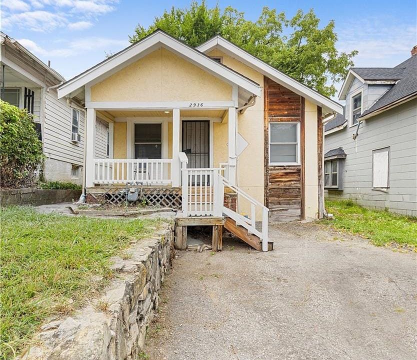 1st image of 2936 Jackson Ave
