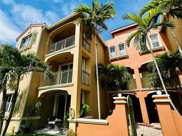 6560 NW 114th Ave APT 523, Doral, FL 33178