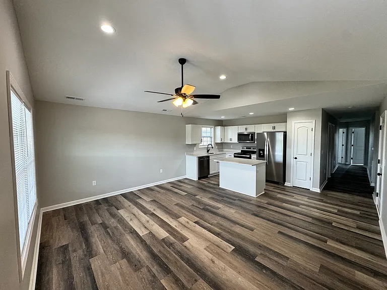 7049 Caravan Dr — Photo 2