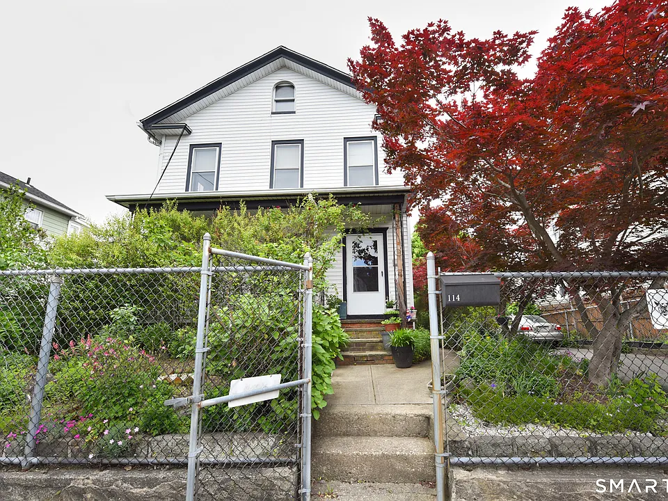 114 Jones Ave