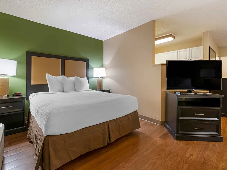 Studio Suite - 2 Queen Beds