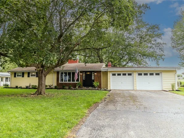104 Redwood Dr, Greenville, OH 45331