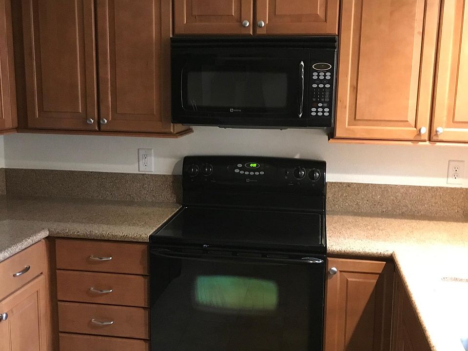Electric stove and oven. Built in microwave.