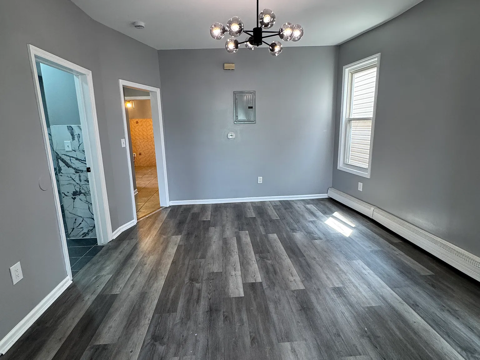 3 bed, $2,100 — Photo 1