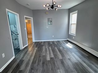 384 Badger Ave APT 3, Newark, NJ 07112