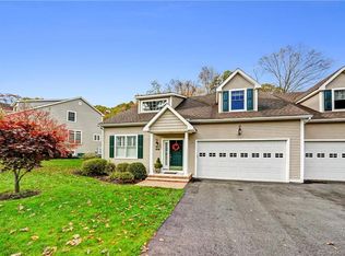 104 Oakwood Trl #104, Chester, CT 06412