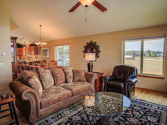 Upper living area