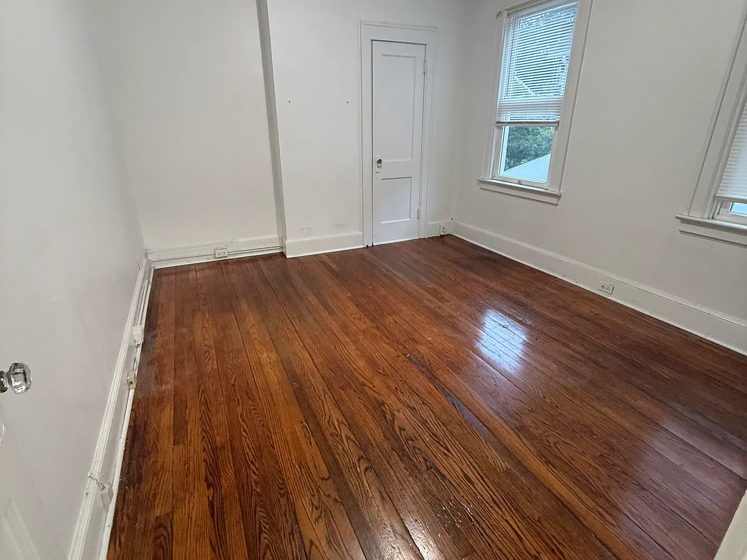 2 bed, 1000 sqft, $1,850 — Photo 4