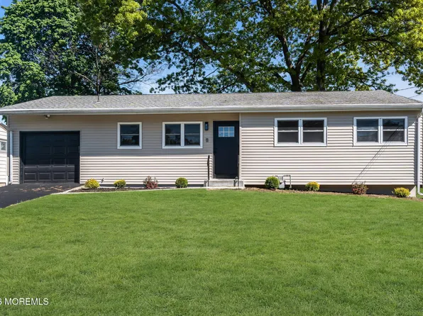 11 Dartmouth Road, Parlin, NJ 08859