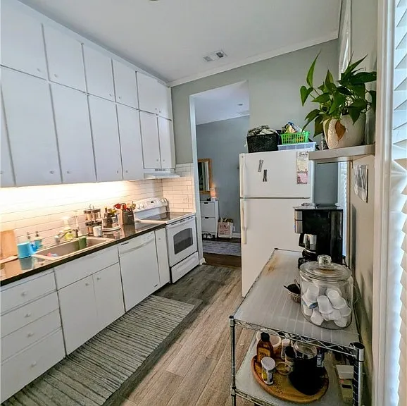 510 E State St — Photo 7