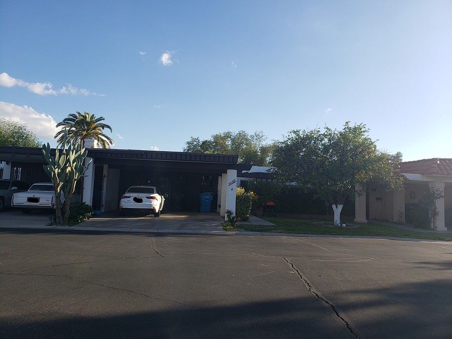 1st image of 1025 W Solcito Ln