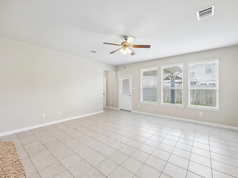 18111 Alora Springs Trc — Photo 5