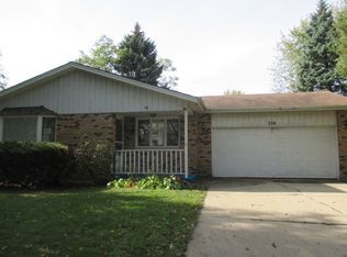 350 Cornell Ln, Elgin, IL 60123