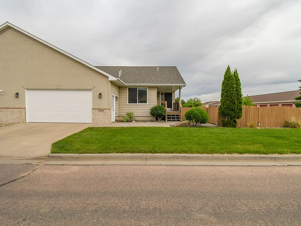 3436 W 84th Pl