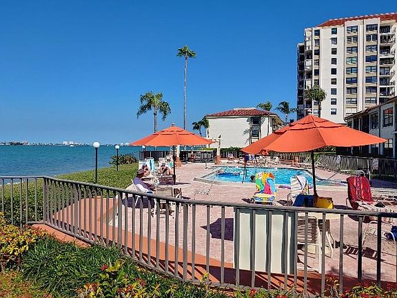 4th image of 6279 Sun Blvd APT 507