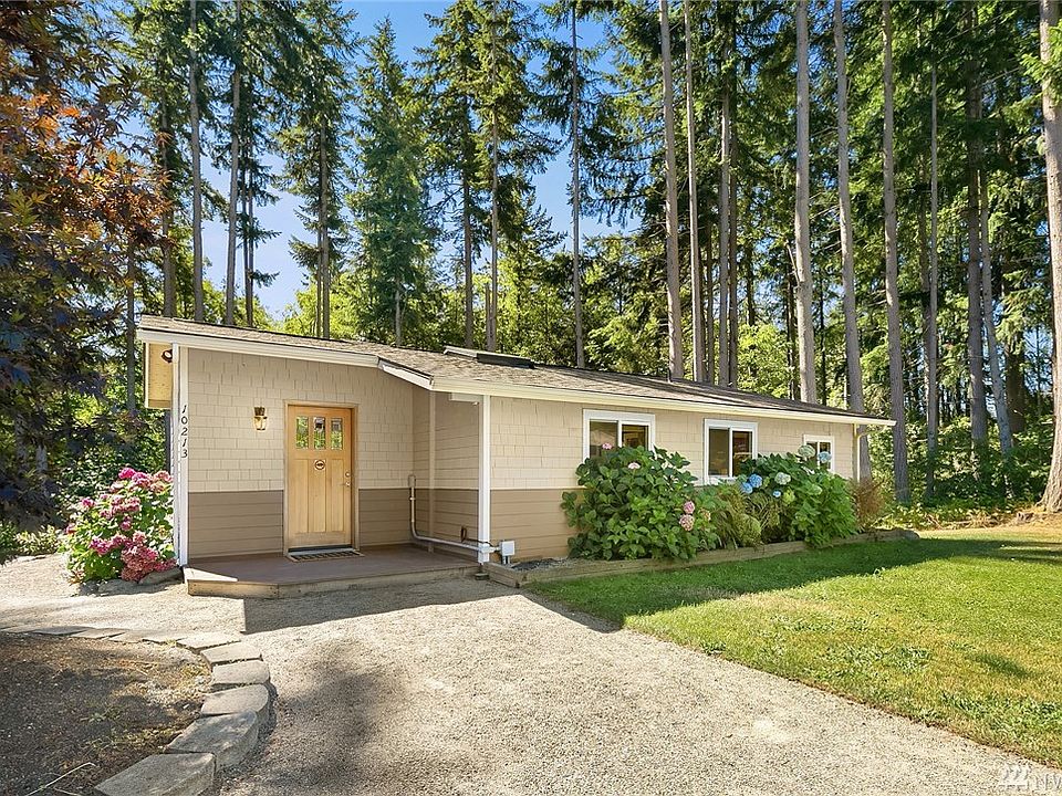 Newer roof, double-pane windows, cement-plank siding. (And look at those Hydrangeas!)