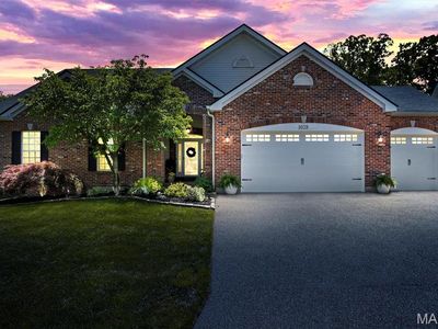 1028 Marions Cove Dr, Lake Saint Louis, MO, 63367