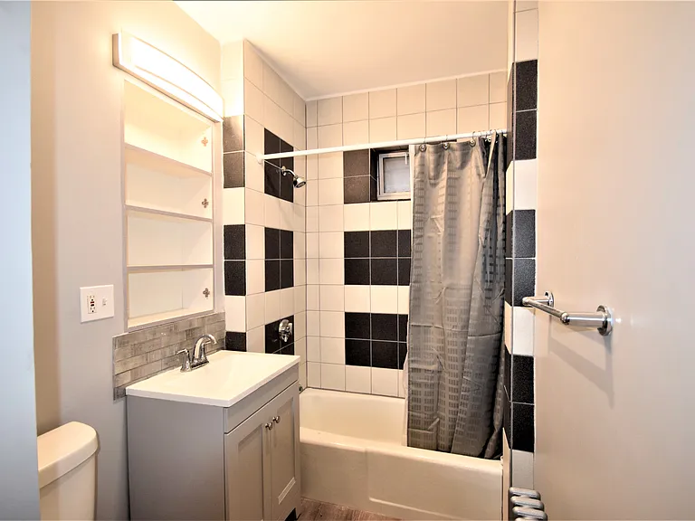 83 Glenville Ave #1 — Photo 17