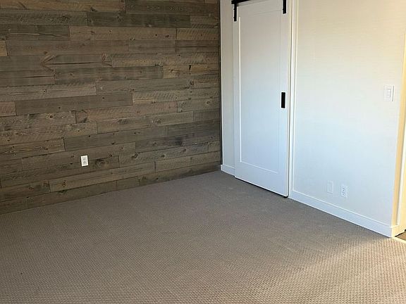 4th image of 36 Wolfpit Associates Llc Ave #2G