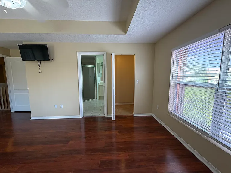 274 River Bluff Ln — Photo 21