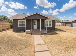 112 S Whorton Ave, Happy, TX 79042