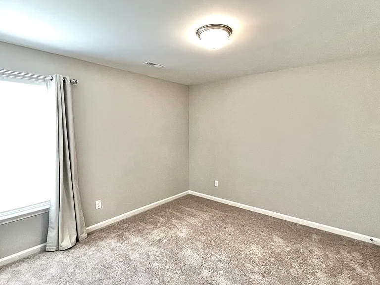 124 Travis Way — Photo 22
