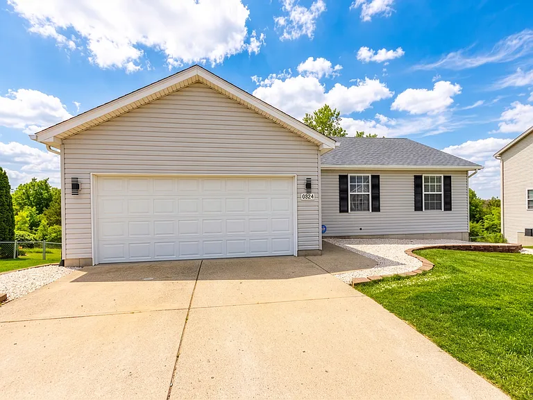 6824 Beagle Dr — Photo 53