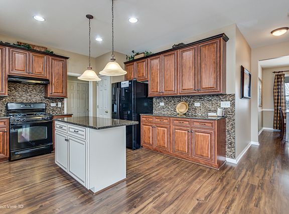 5th image of 3169 Whirlaway Ln