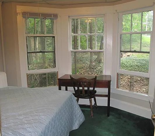 505 Wyckoff Rd — Photo 3