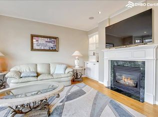 1626 NE Halsey St, Portland, OR 97232