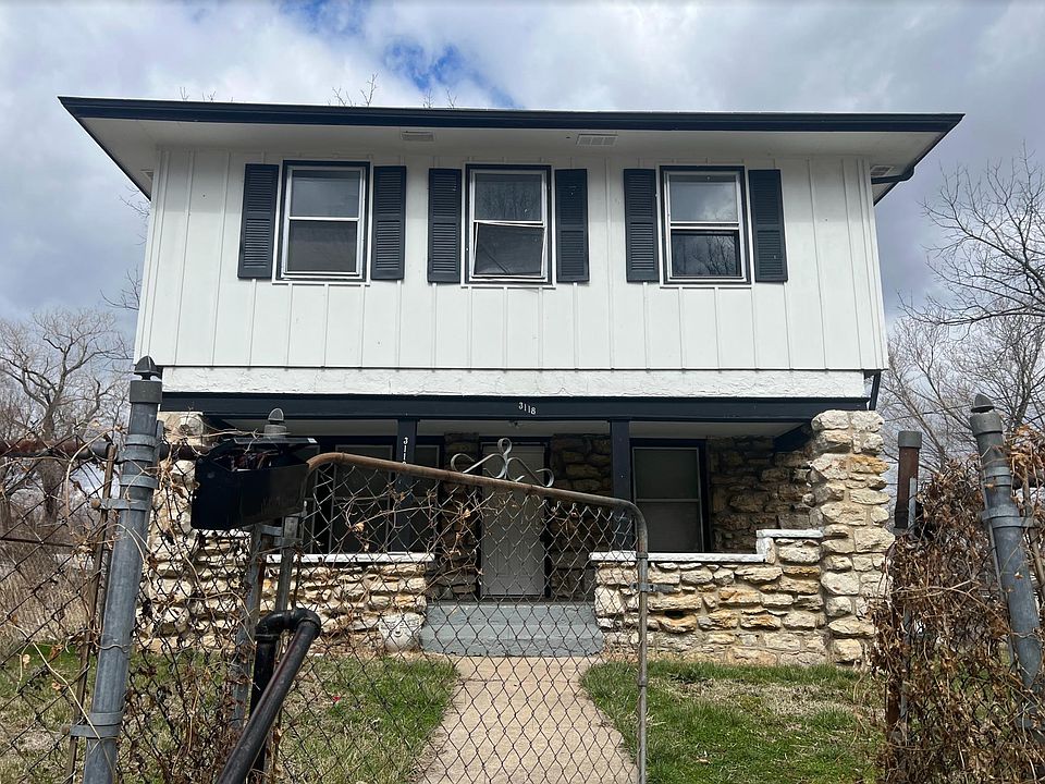 1st image of 3118 E 52nd St