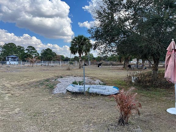 3rd image of 360 S Brida St
