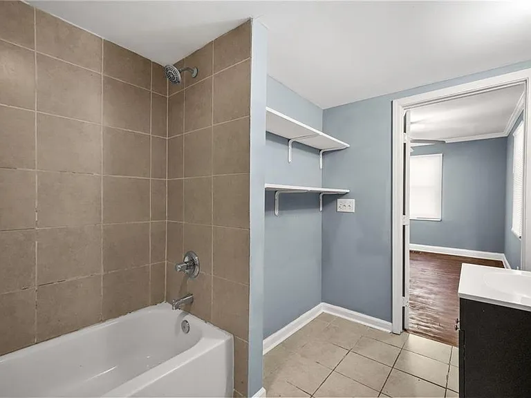 360 Betsy Ave SW — Photo 23