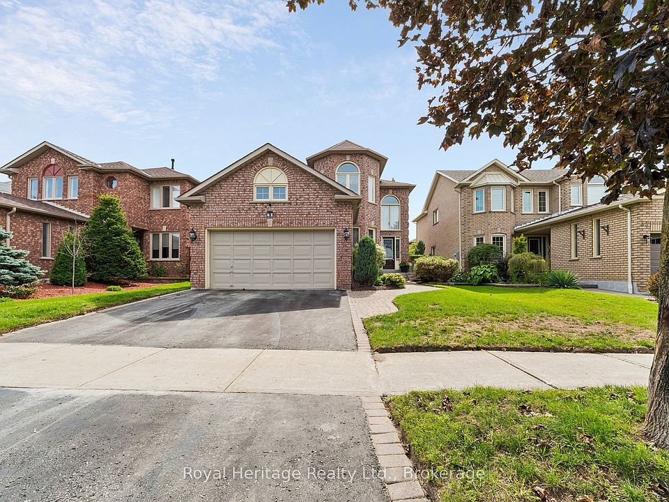 1st image of 41 Winterberry Dr