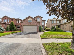 41 Winterberry Dr, Whitby, ON L1R1Z2
