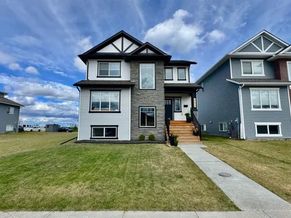 8606 S 72nd Ave, Grande Prairie, AB T8X 0N9